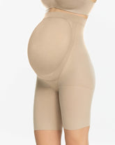 SPANXshapeâ„¢ Mama Mid-Thigh Short